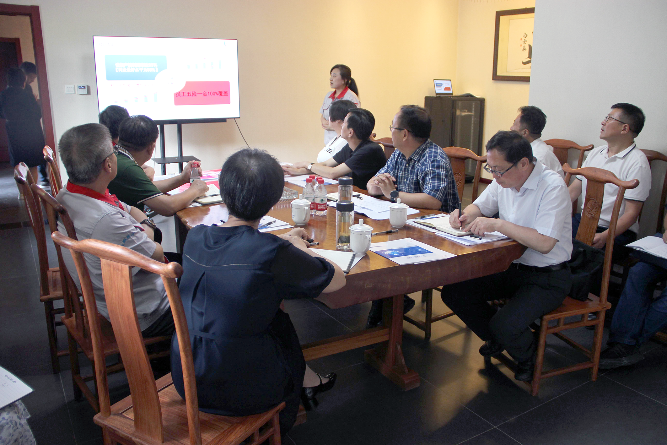 市委常委、统战部部长郝忠祥一行莅临我司参观调研